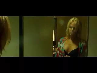 گربه بالغ مرطوب وحشی استمناء